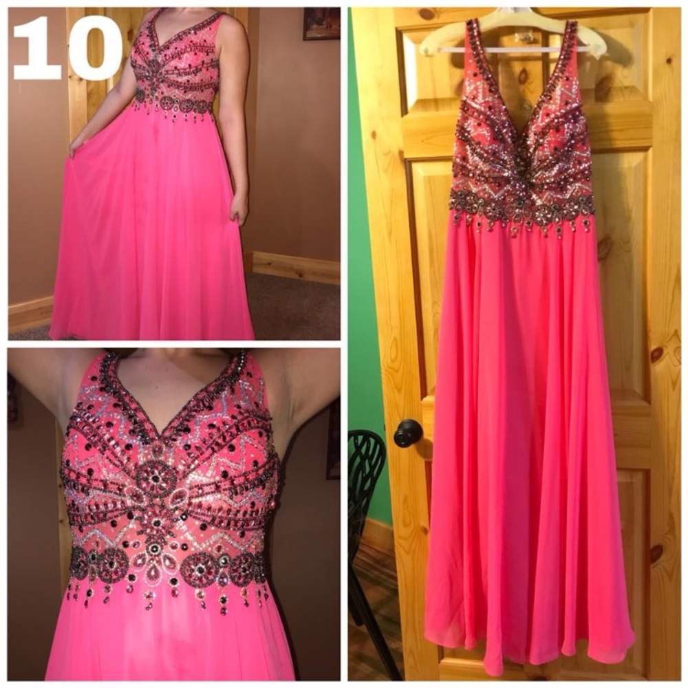 Formal Dresses for Homecoming, Formals, and Prom!